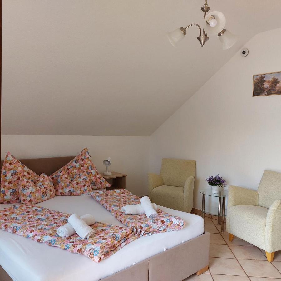 Erika Apartmanhazak Hévíz Dış mekan fotoğraf