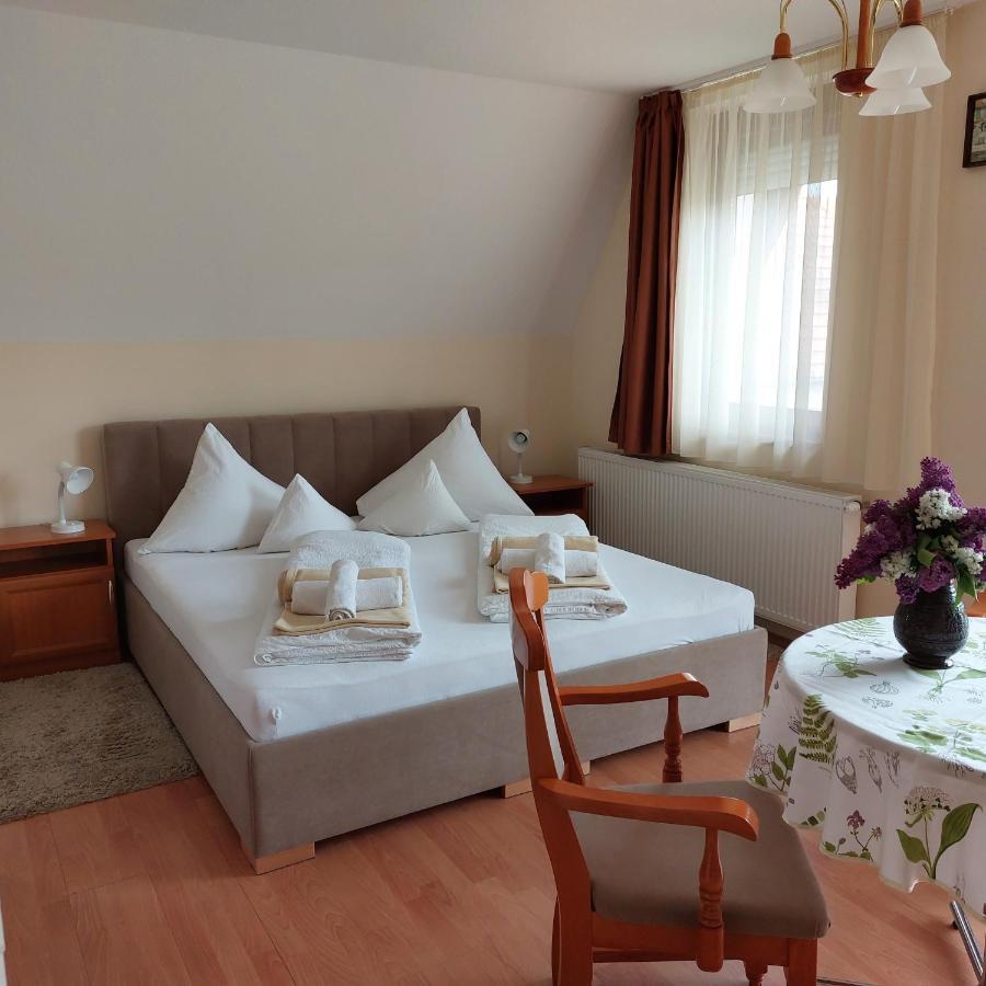 Erika Apartmanhazak Hévíz Dış mekan fotoğraf