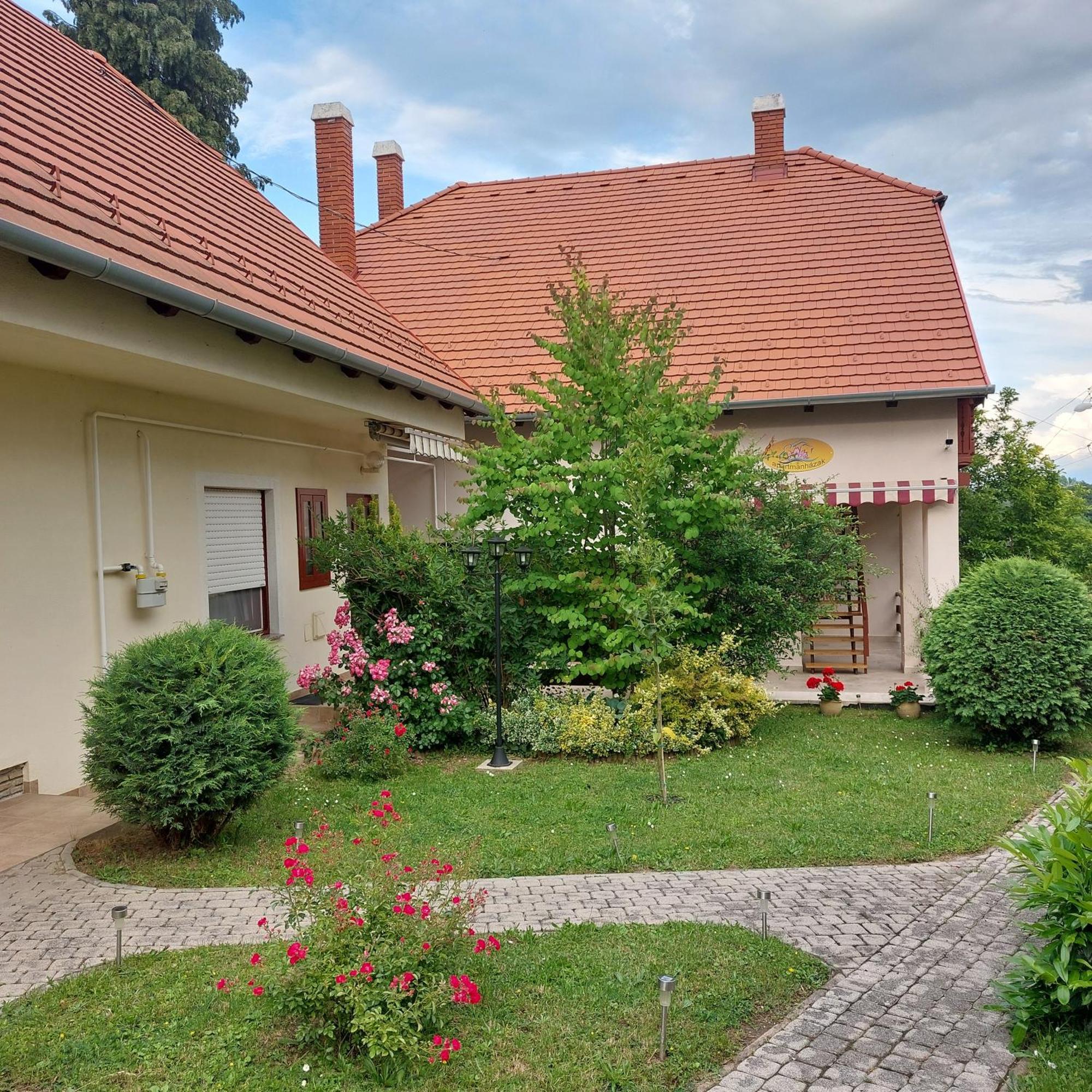 Erika Apartmanhazak Hévíz Dış mekan fotoğraf