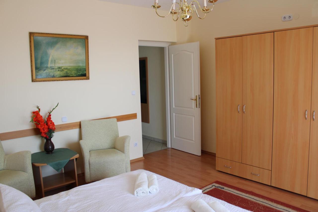 Erika Apartmanhazak Hévíz Dış mekan fotoğraf